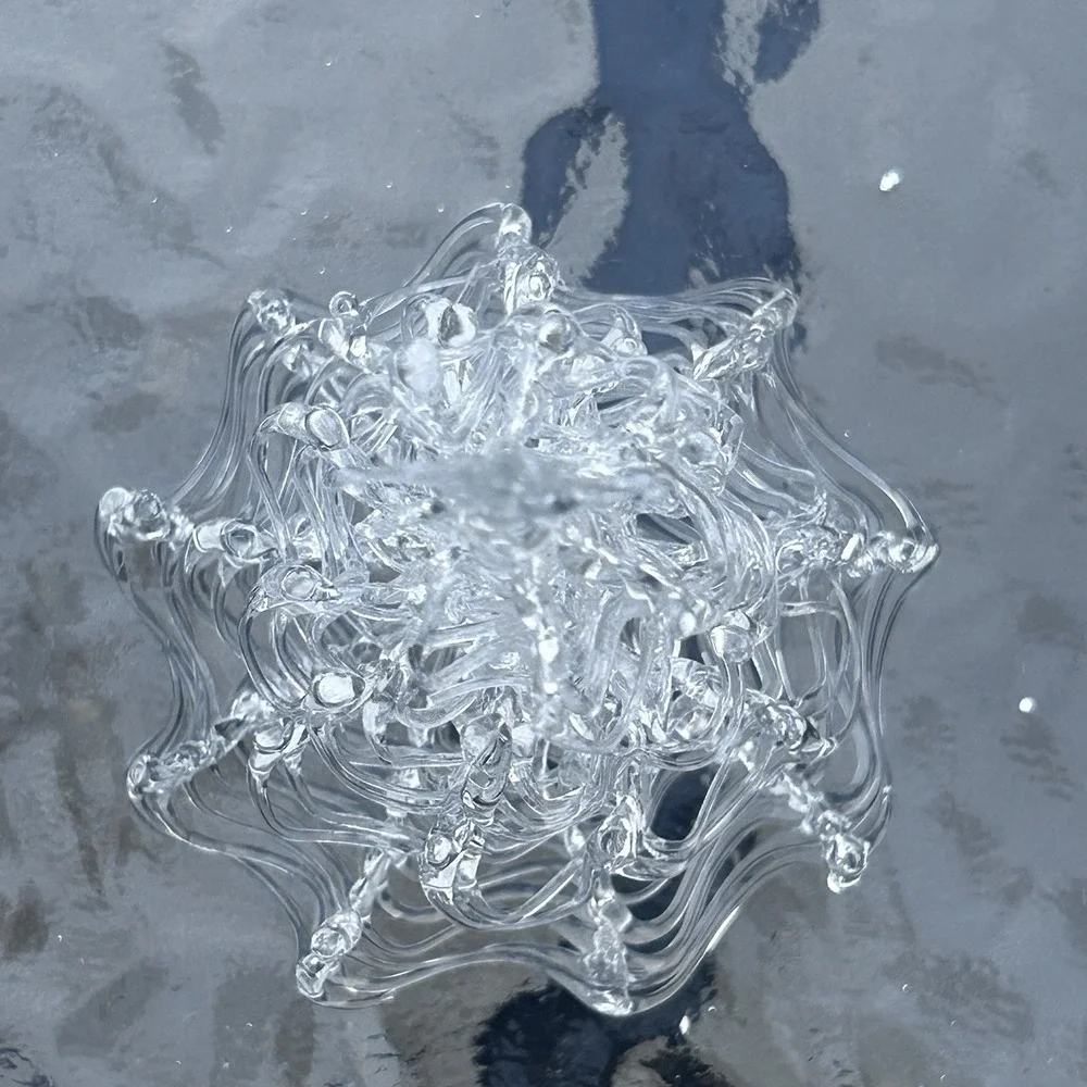 N/A clear hand